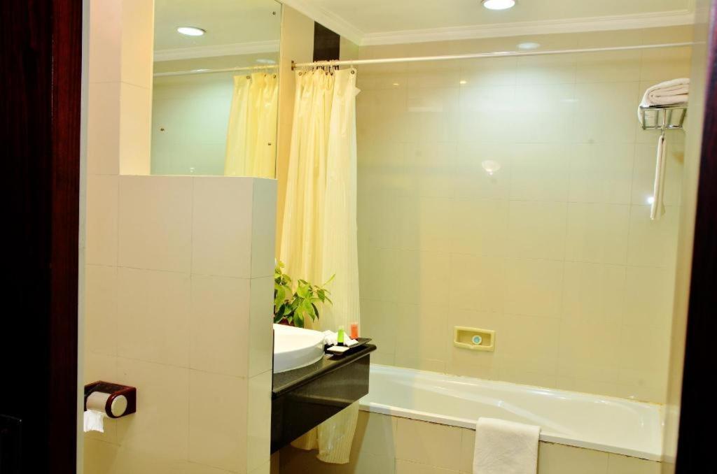 Hotel Tarakan Plaza Εξωτερικό φωτογραφία