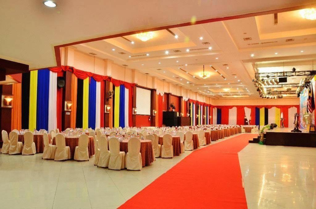 Hotel Tarakan Plaza Εξωτερικό φωτογραφία